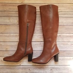 NWB Johnston and Murphy knee high boots, size 6. Color Bourbon. Brand New!